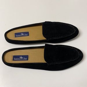 Hunter’s Run Flat Black Suede Slipon Mules